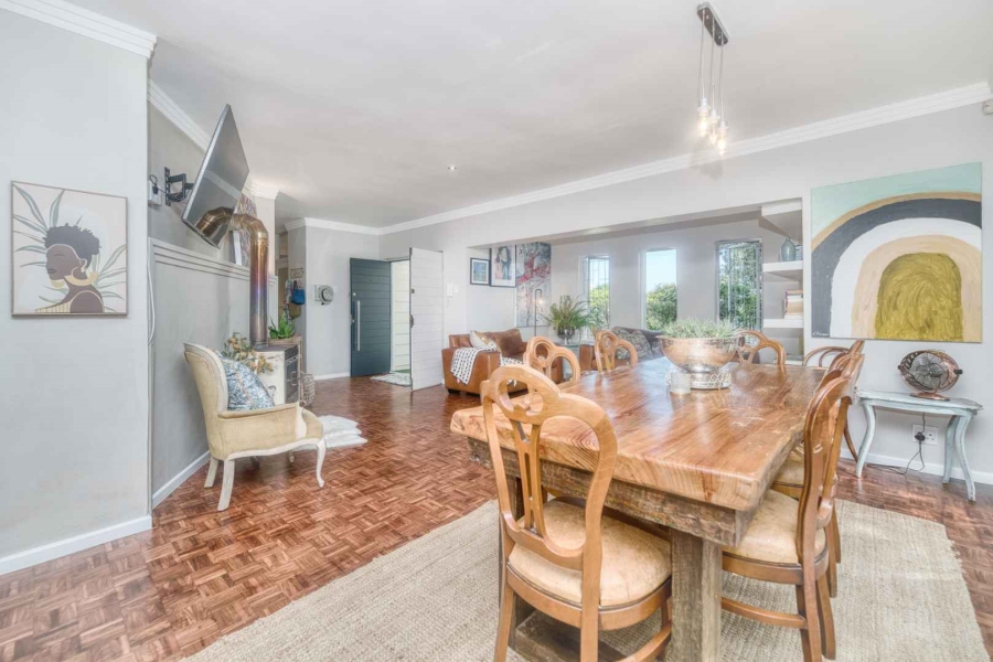 6 Bedroom Property for Sale in Northcliff Western Cape